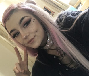 Skype chat with horny Gamer Girl Slutty Gamer Girl