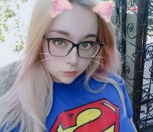 Skype chat with horny Gamer Girl Lera